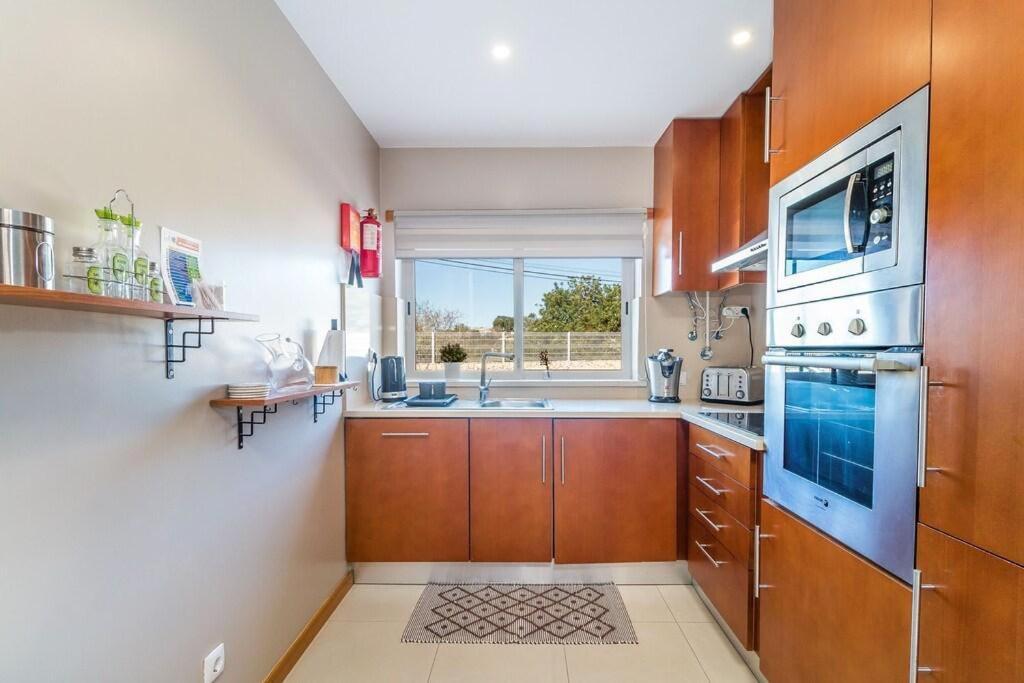 Fantastic Townhouse With Pool And Sea Views Villa Albufeira Eksteriør billede