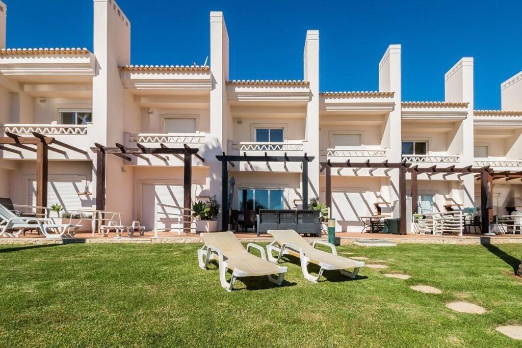Fantastic Townhouse With Pool And Sea Views Villa Albufeira Eksteriør billede