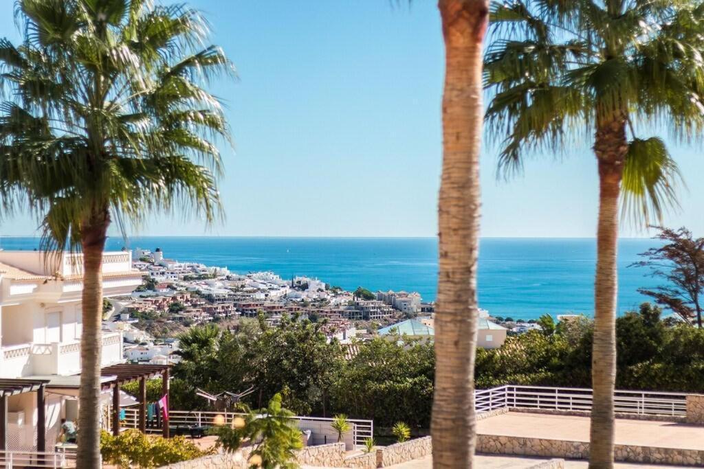 Fantastic Townhouse With Pool And Sea Views Villa Albufeira Eksteriør billede